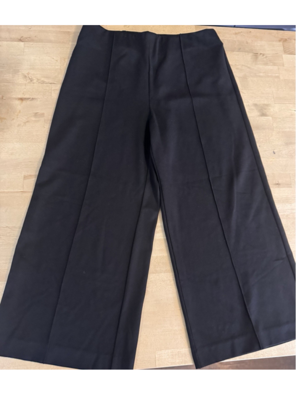 Chico’s Pull On Wide Leg Crop Pants Black Size 2 US 12 Stretch Front Seam